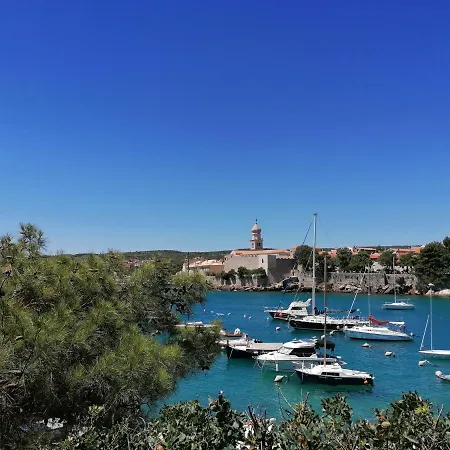 Apartman-maja-krk Apartamento Krk Town